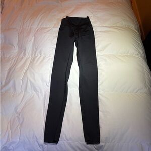 Alo Airlift High-Waist Elongated Leggings